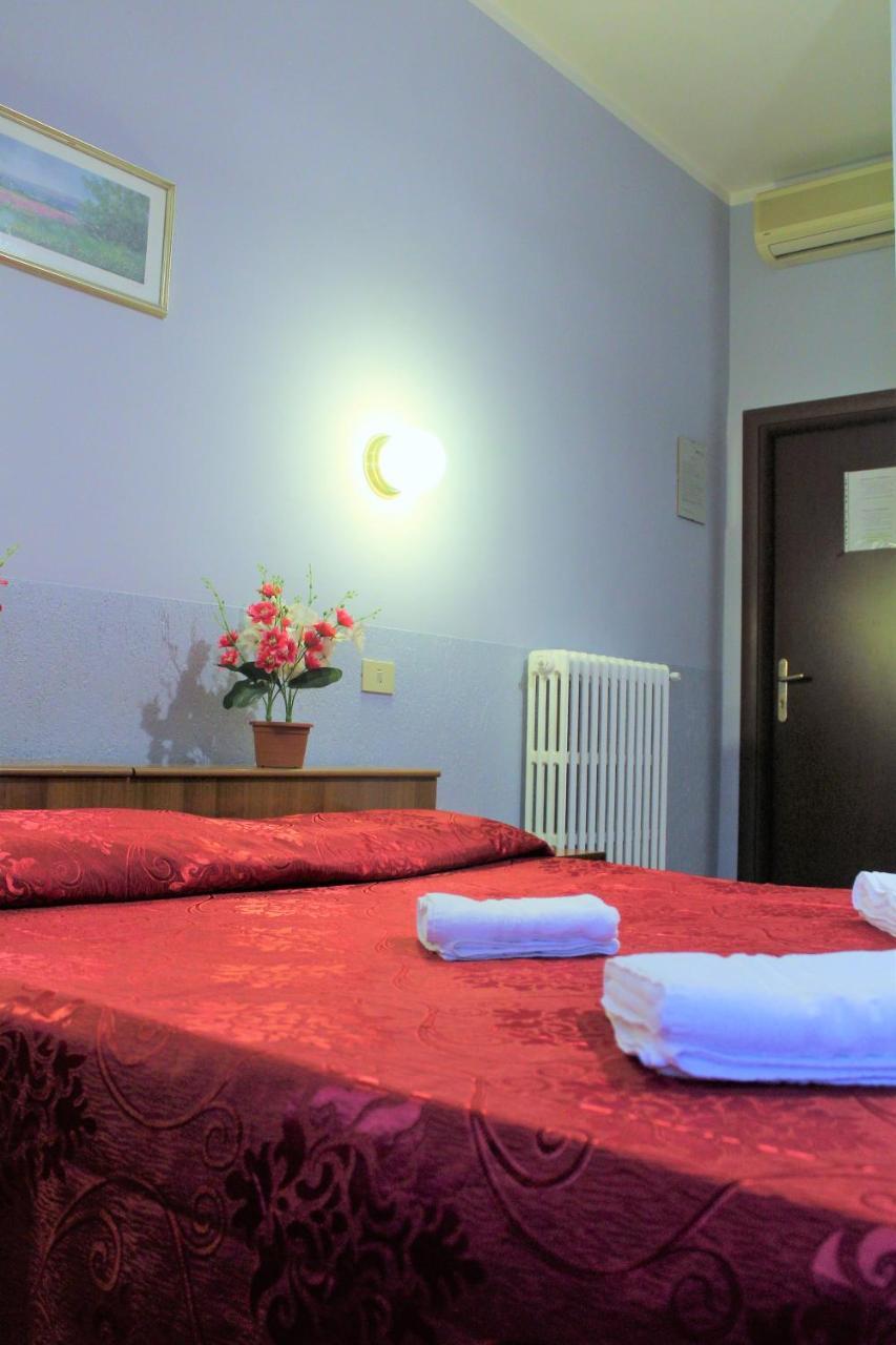 Hotel Eurorooms Rome Exterior photo